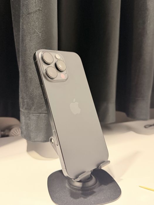 iPhone 16 Pro Max 256GB Black Titanium, Baterie 99%, Impecabil, Fără zgârieturi + Husă