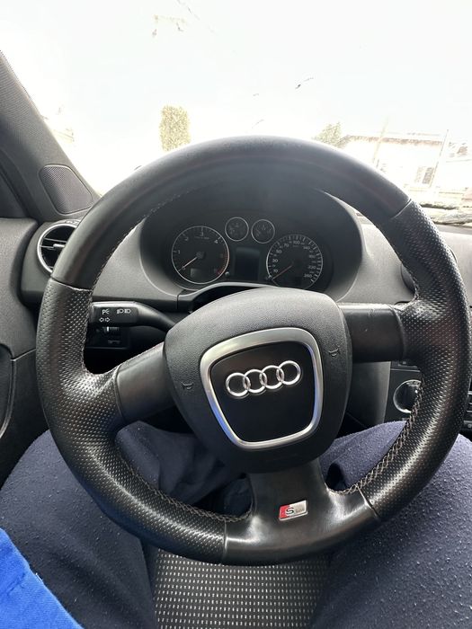 Volan 3 spite fara comenzi Audi
