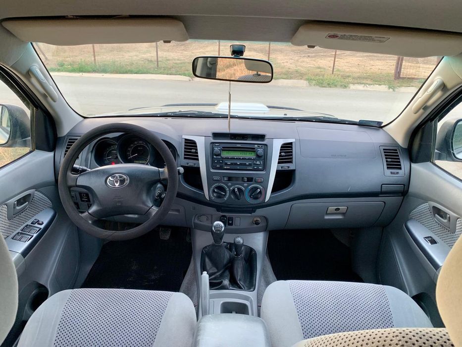 Toyota Hilux 2007 2.5 Tdi 125 CP Stare Impecabila ! FARA RUGINA !l