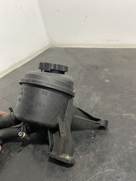 Vas lichid servodirectie Mercedes Ml 2.7 W203 cdi 2.2 2.7