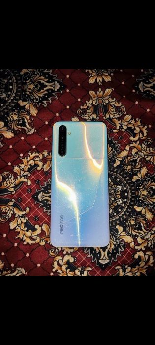 Realmiy 6 pro yahshi sastayani singan joyi bor 128/4 Gb kar dak bor