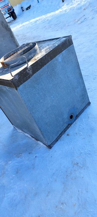 Емкость для вды и сухих смесей