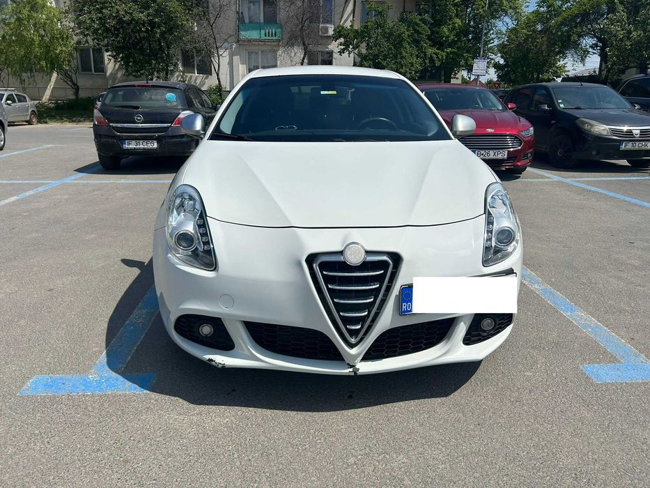 ALFA ROMEO Giulietta 2011 — imagine 2