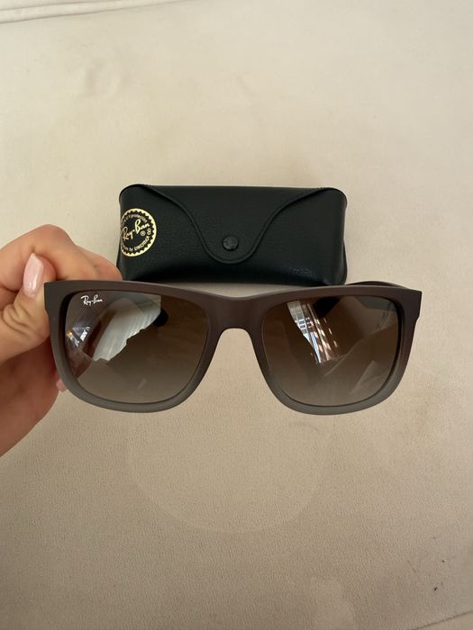 Оригинални очила на Ray-Ban