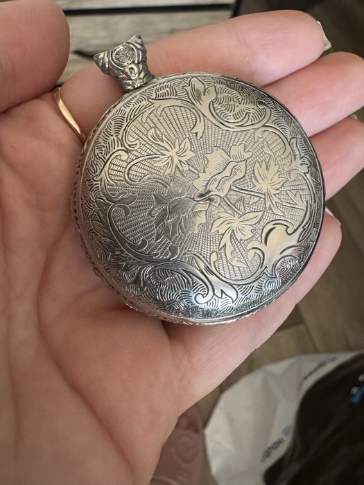 Продам часы стариные