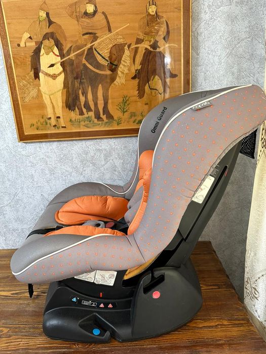 Детское кресло в машину