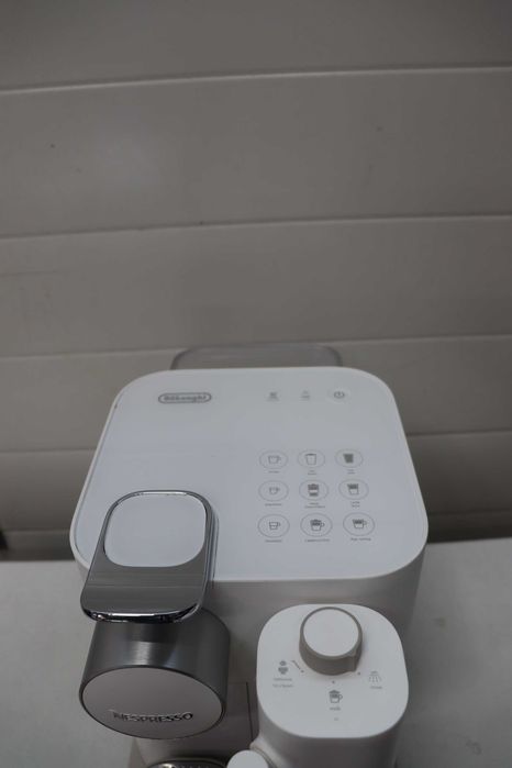 Кафемашина с капсули Nespresso Gran Lattissima EN650.WH, 19 bar, 1400 W, 1.3 л