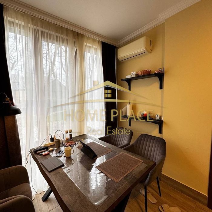 Двустаен - Кабакум