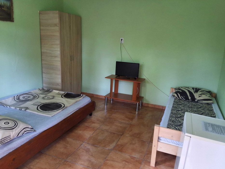 Casa Cory, cazare turistica la curte, 10 minute de mers pe jos pana la plaja, zona centrala, Mangalia