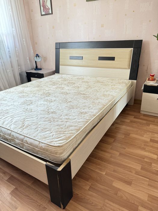 Кровать двухспальная