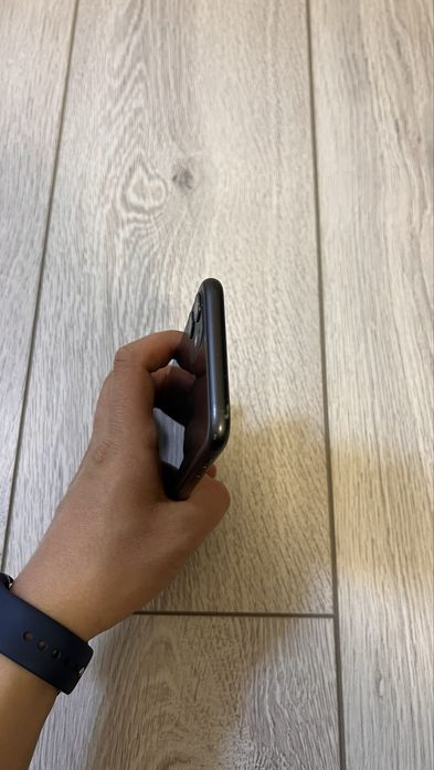 Iphone 11 128gb 68% акб