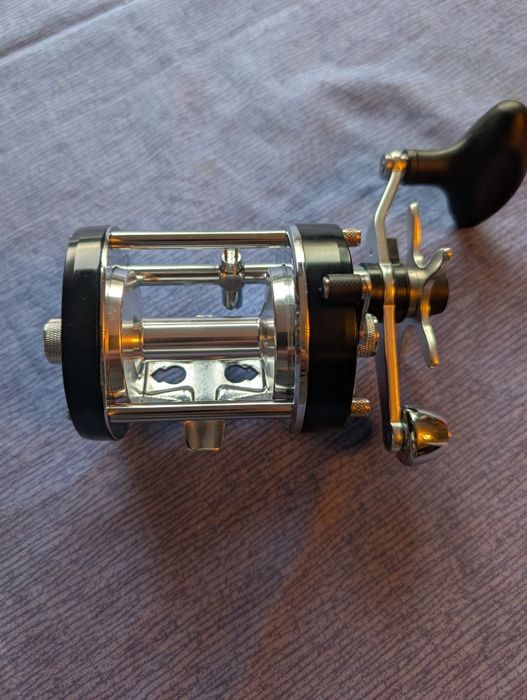Mulinetă Abu Garcia 7000i Syncro