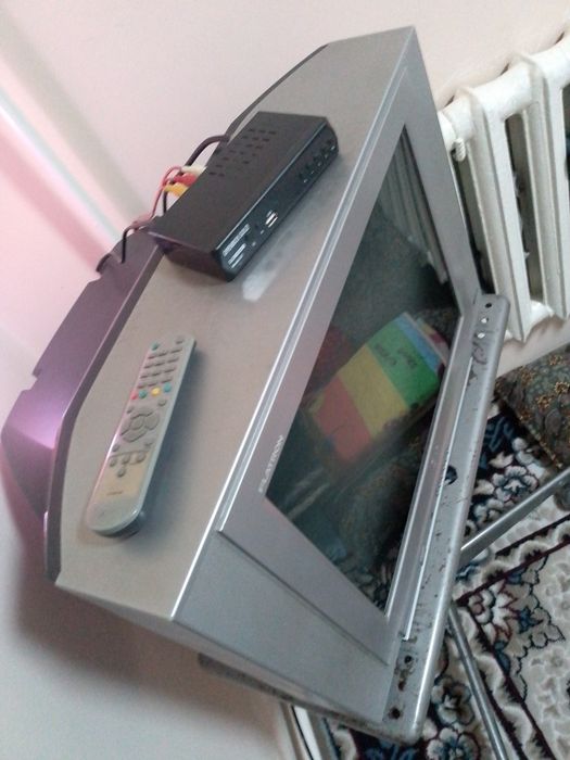 Телевизор сотилади холати яхщи оладиган одам тел килсин