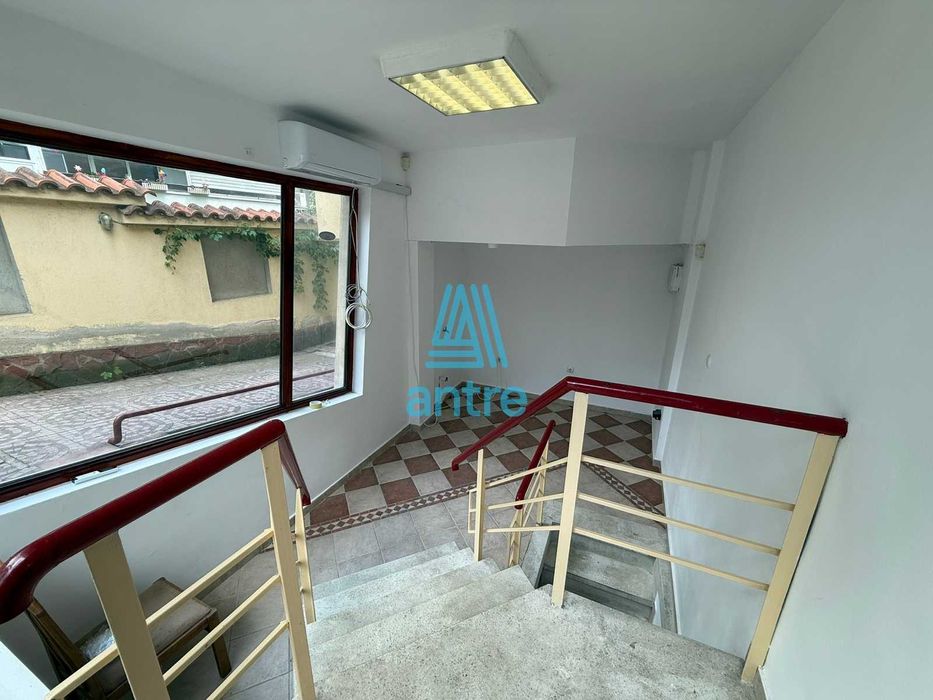 Дава се под наем Магазин в София, Лозенец - 40 кв.м за 300 € - Снимка #2