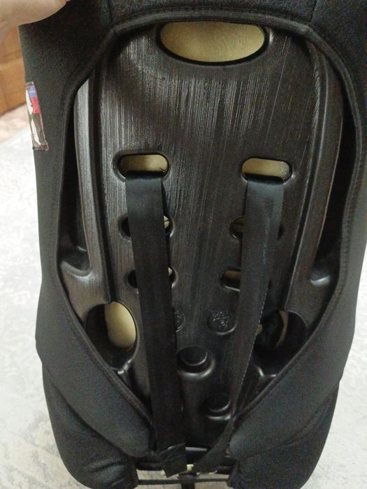 Авто кресло продам