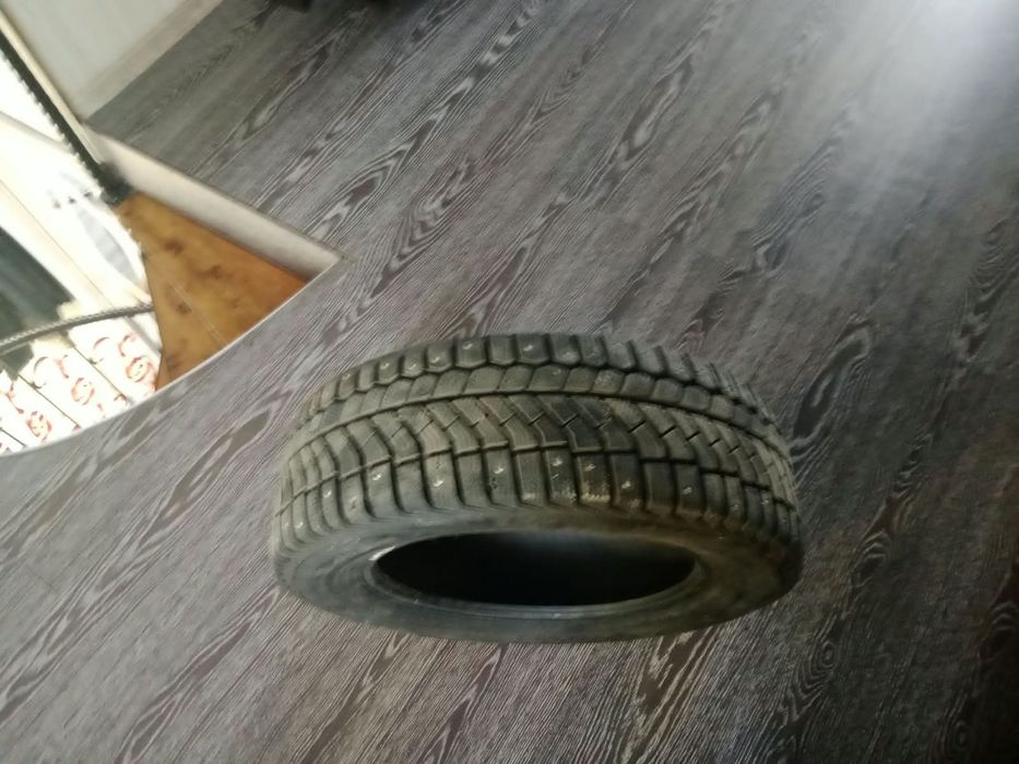 Продам шина с щипами