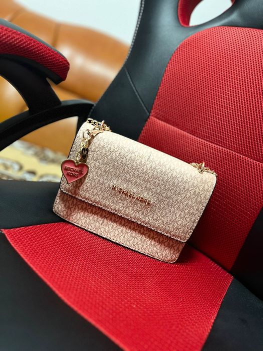 Genți de damă calitate superioară