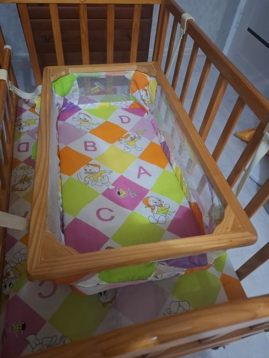 Продам детскую кроватку
