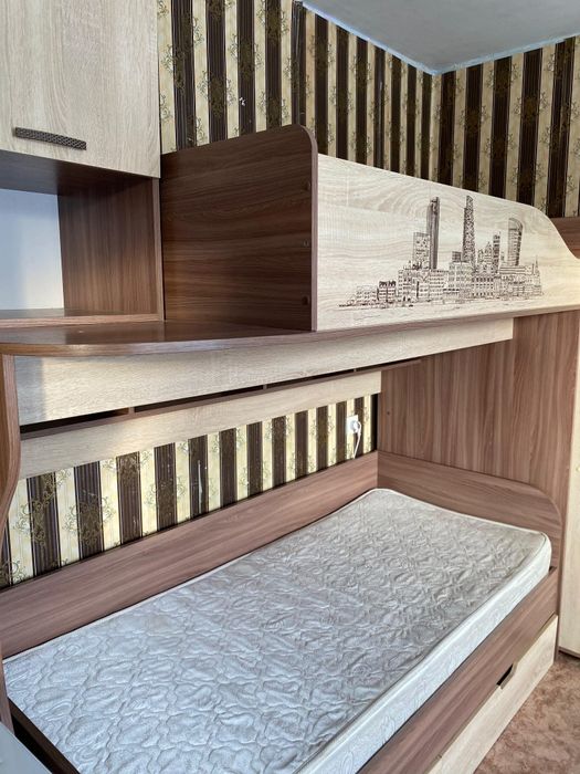 Двухъяростную детский кровать