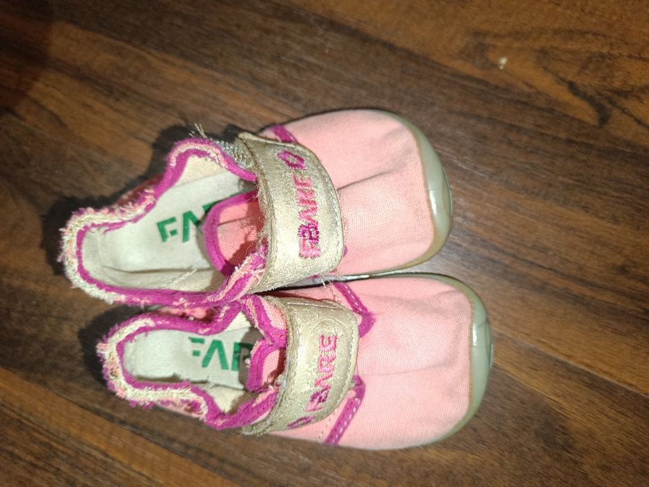 Детски боси обувки за момче и момиче