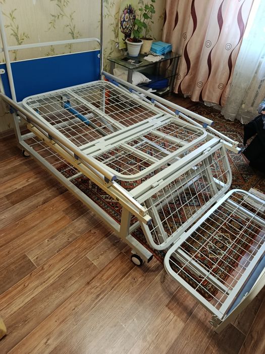 Кровать для лежащих больных