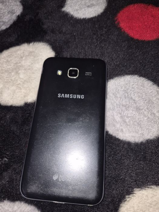 SAMSUNG Galaxy J3
