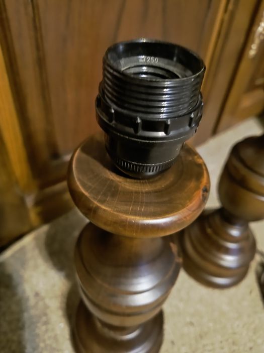 Suporti veioza din lemn masiv cu fasung mare