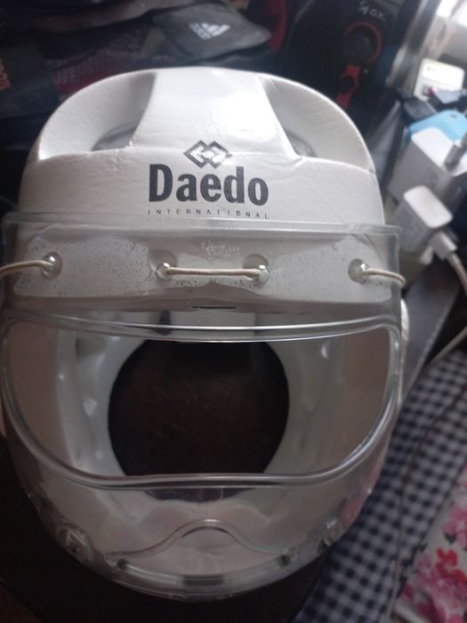 Шлем для каратэ новый