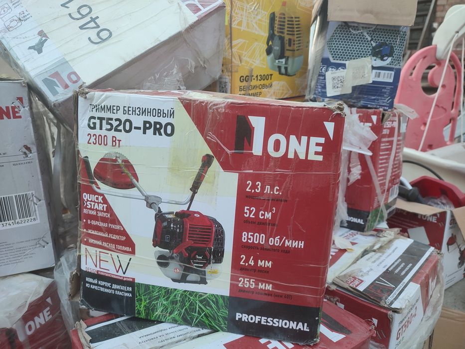 Продам новый триммер None