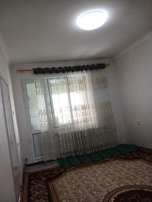 Sotiladi Chilonzor 21 kvartal 1xona 2xona qilingan