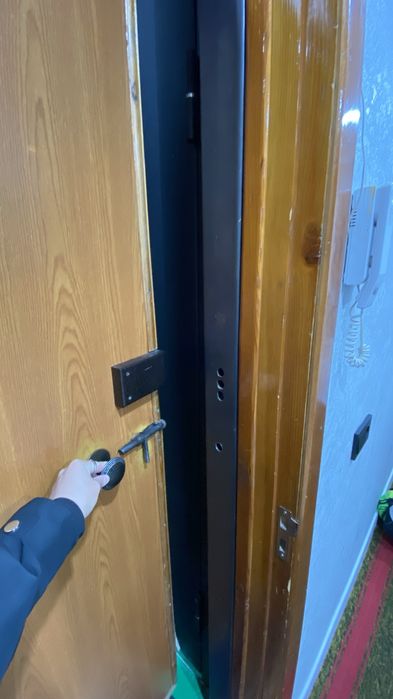 Срочно продам двер