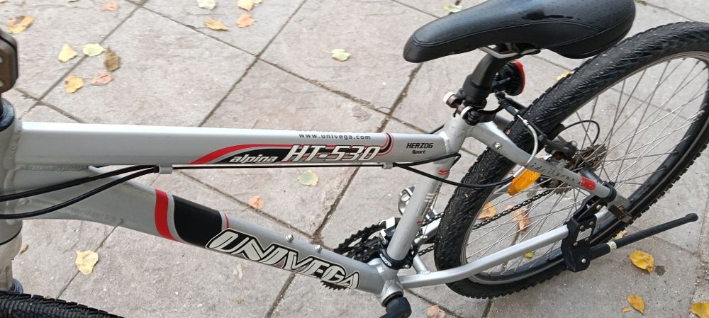 Продавам немски алуминиев велосипед 26 цола,40 см