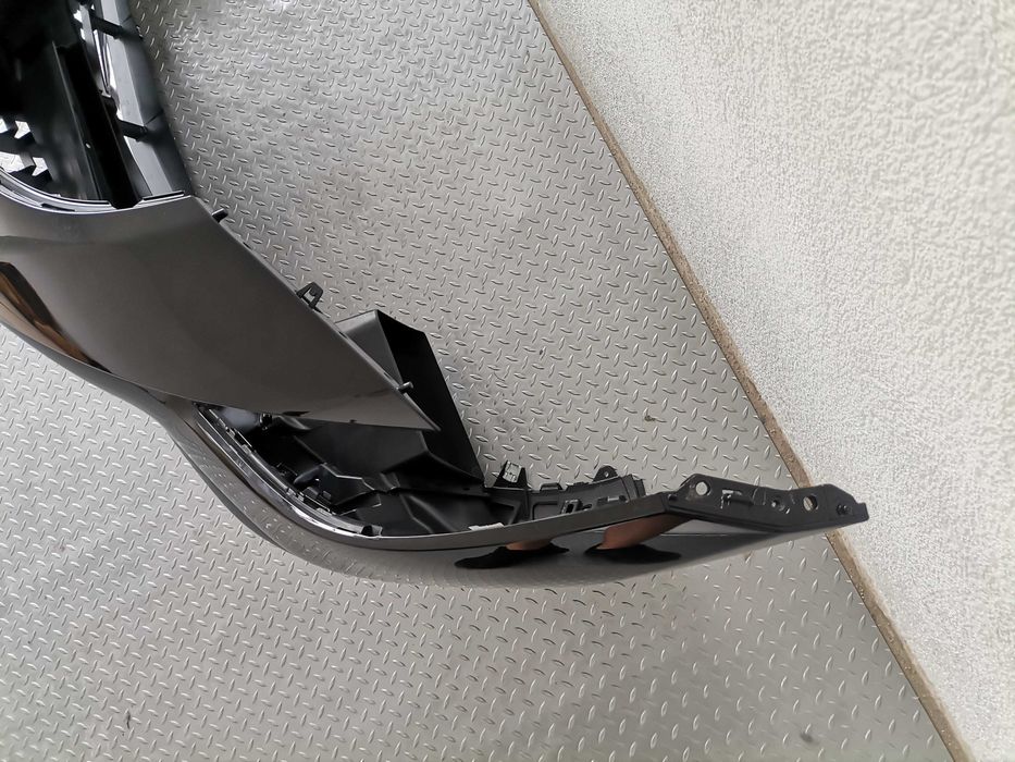 Нова ORIGINAL предна броня Mercedes SL 63 AMG R232 W232