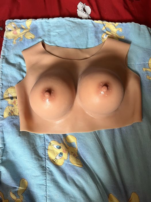 Vand proteza mamara din silicon