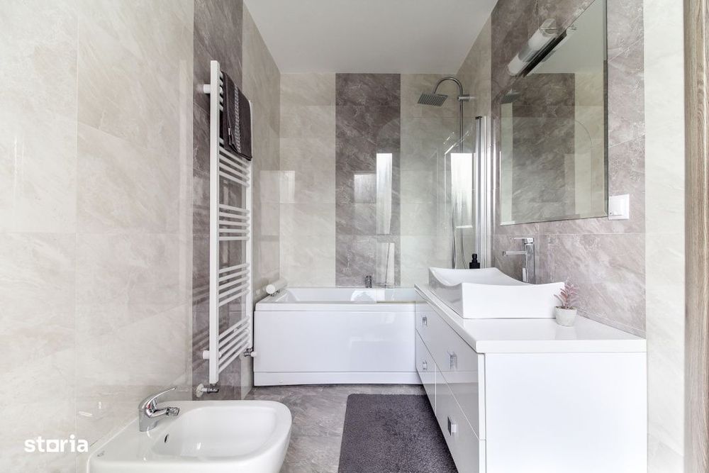 Casa LA CHEIE cu 5 camere si 4 bai, Buna Ziua, 200 mp, zona LIDL, comi