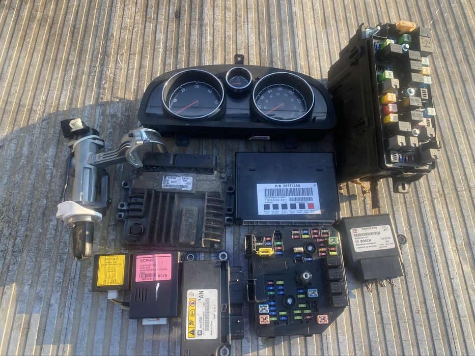 Kit pornire Opel Antara 2.2CDTI Euro 5 Pret 1200 lei