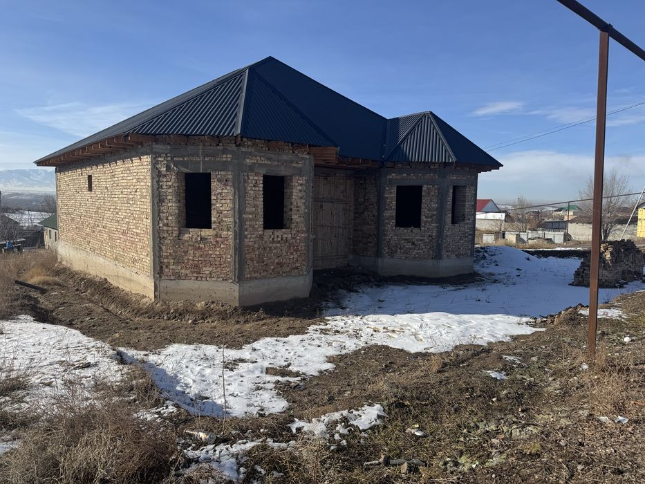 Продам дом не достроенный