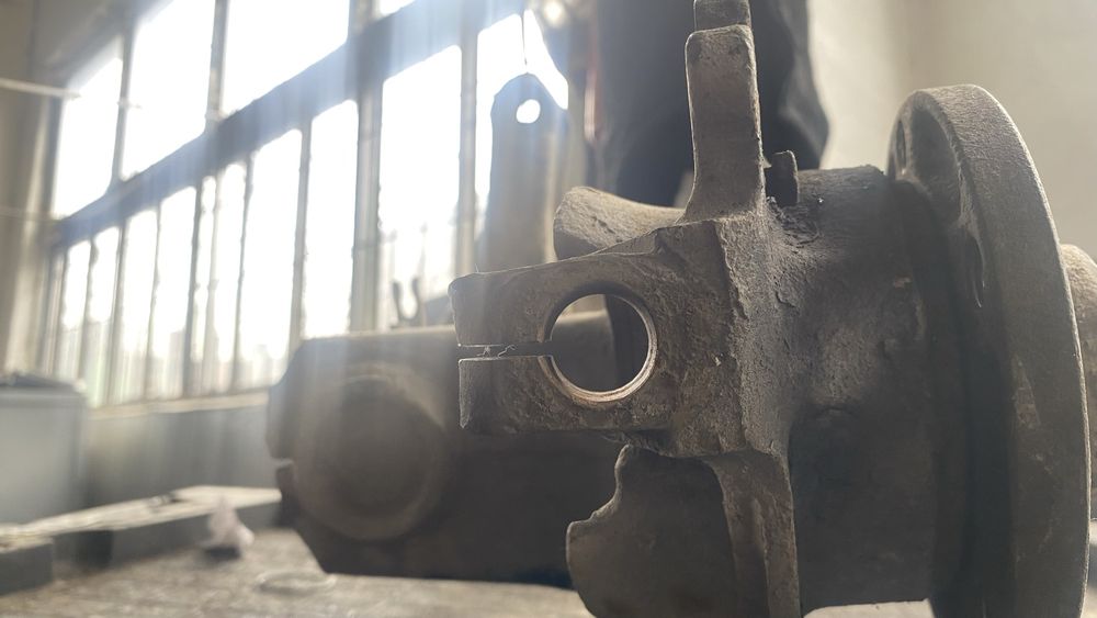 Цапфа ауди 100 С4