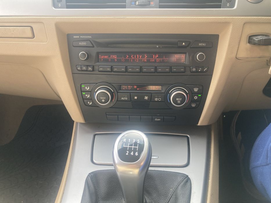 БМВ Е90 318i N43 143кс на части