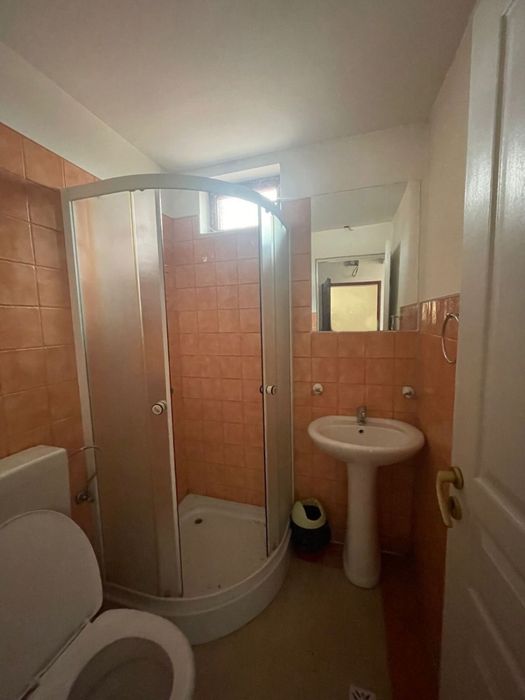 Vand sau Inchiriez în cladirea Hotel din Târgu Lăpuș