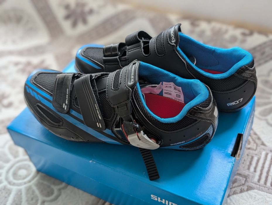 Обувки за колоездене Shimano SH-R107L 41