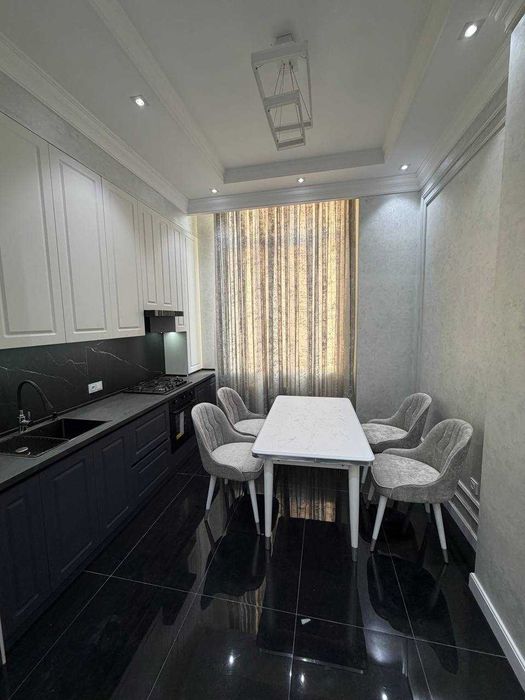 Продается 2-х комнатная квартира на Чинабаде