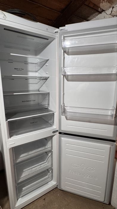 Продаю холодильник LG