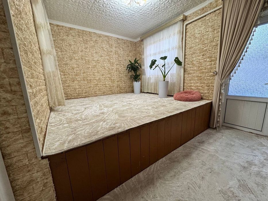 7 xonali xovli sotiladi
2 s