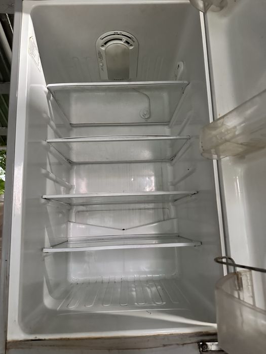 Продается холодильник