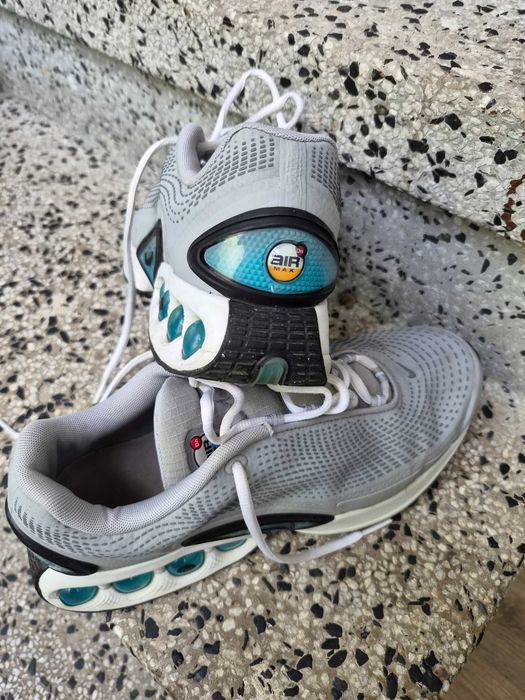 Маратонки NIKE за момче размер 42