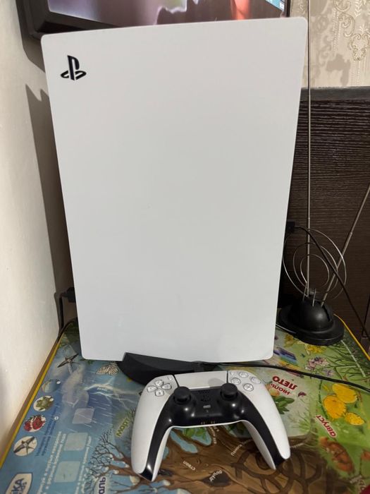 Sony PlayStation 4 с играми