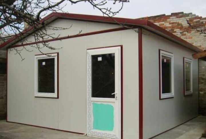 Vând containere modulare la gata