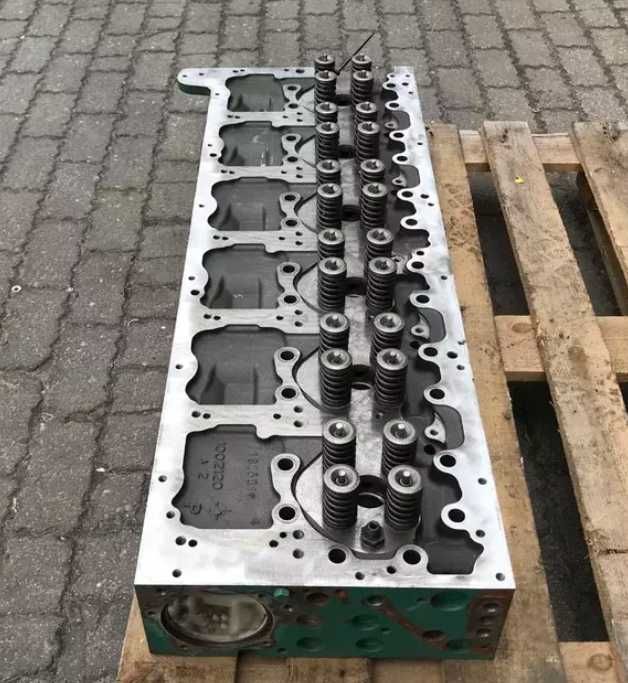 Chiulasă Volvo D13K 500 22772405