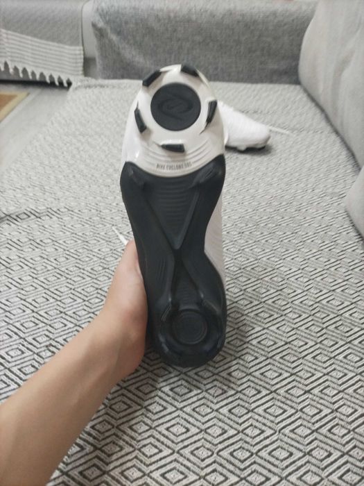 Оригинал бутсы Найк